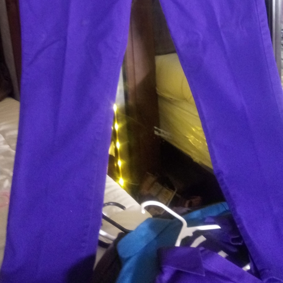 Bright purple bandolinos jeans - Picture 2 of 2